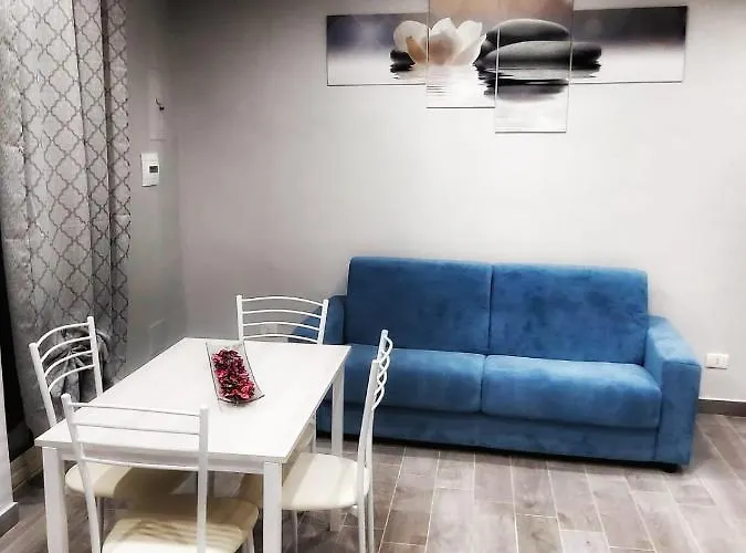 Home Apartment *
