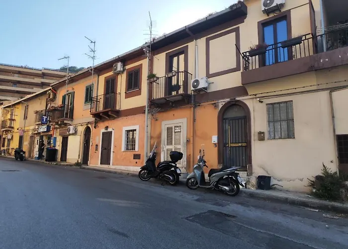 Home Apartment *